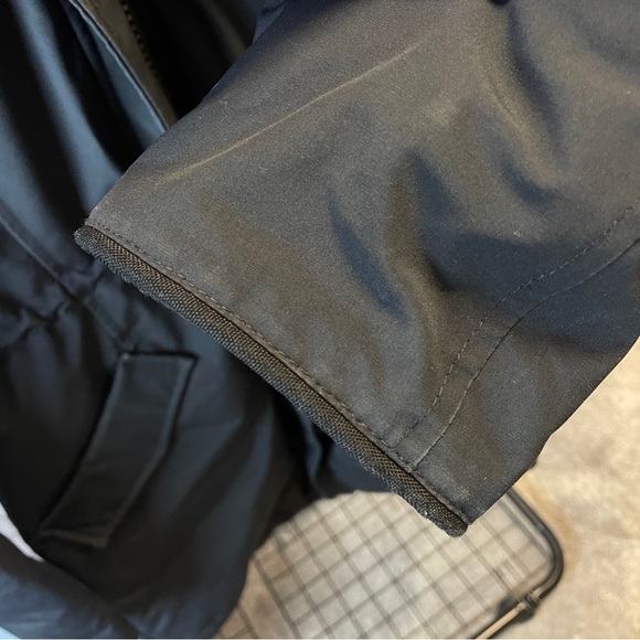 Canada Goose Rossclair Parka - Picture 7 of 13